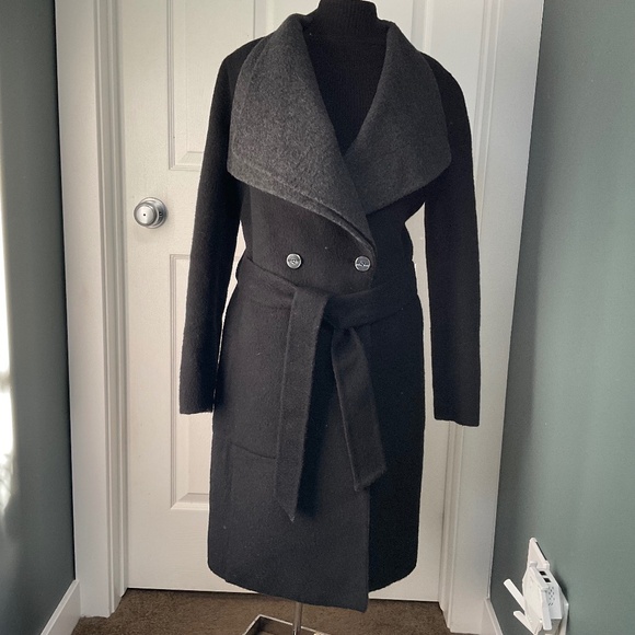 Black and Grey Wool and Alpaca Reversible Wrap Coat by Mackage Women’s Small - Picture 1 of 13